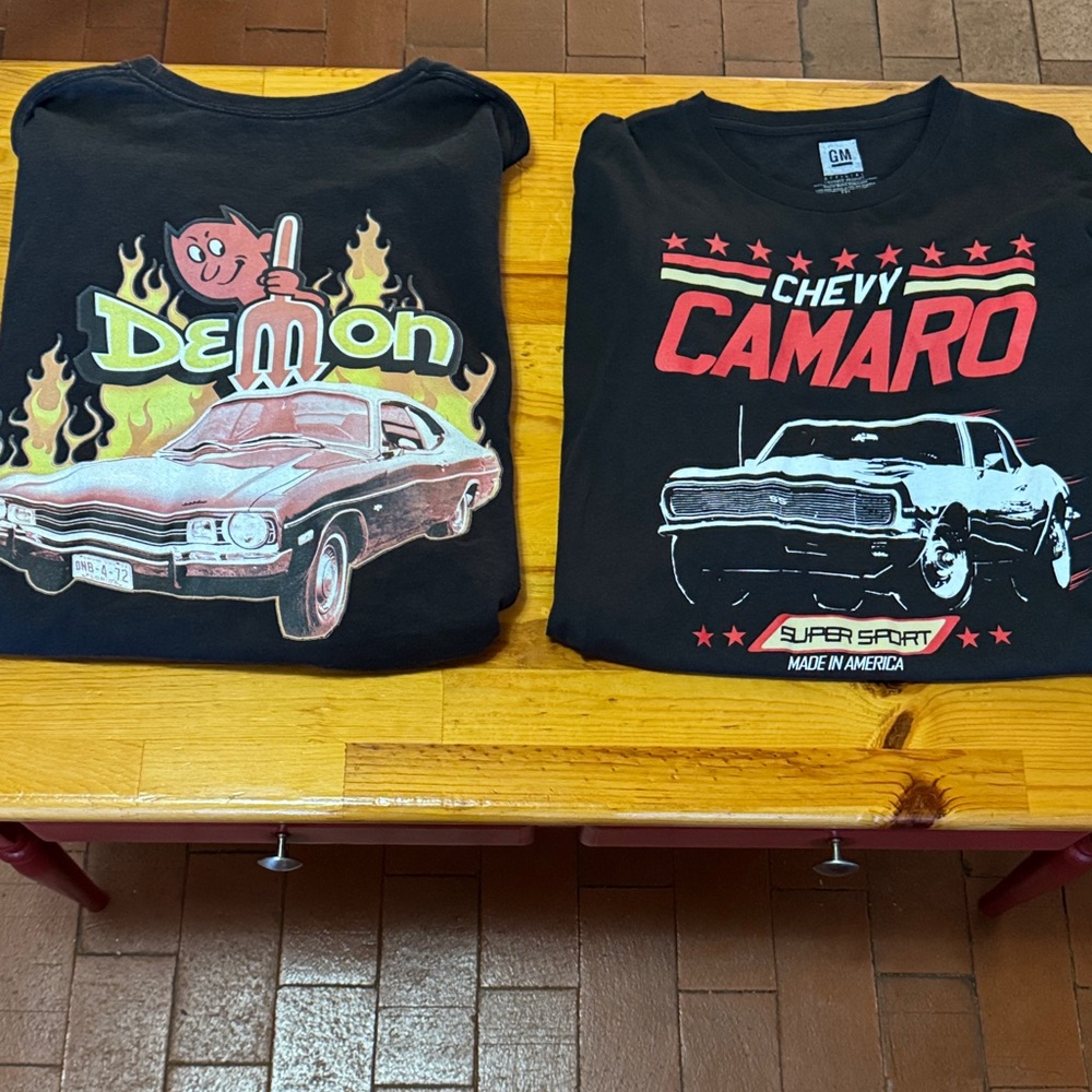 Bundle of Men’s 2XL short sleeve car shirts